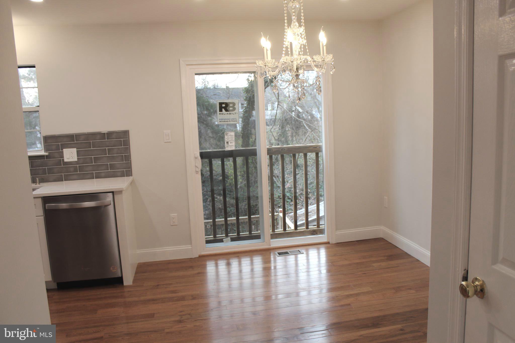 DAWSONS RIDGE - Residential Lease