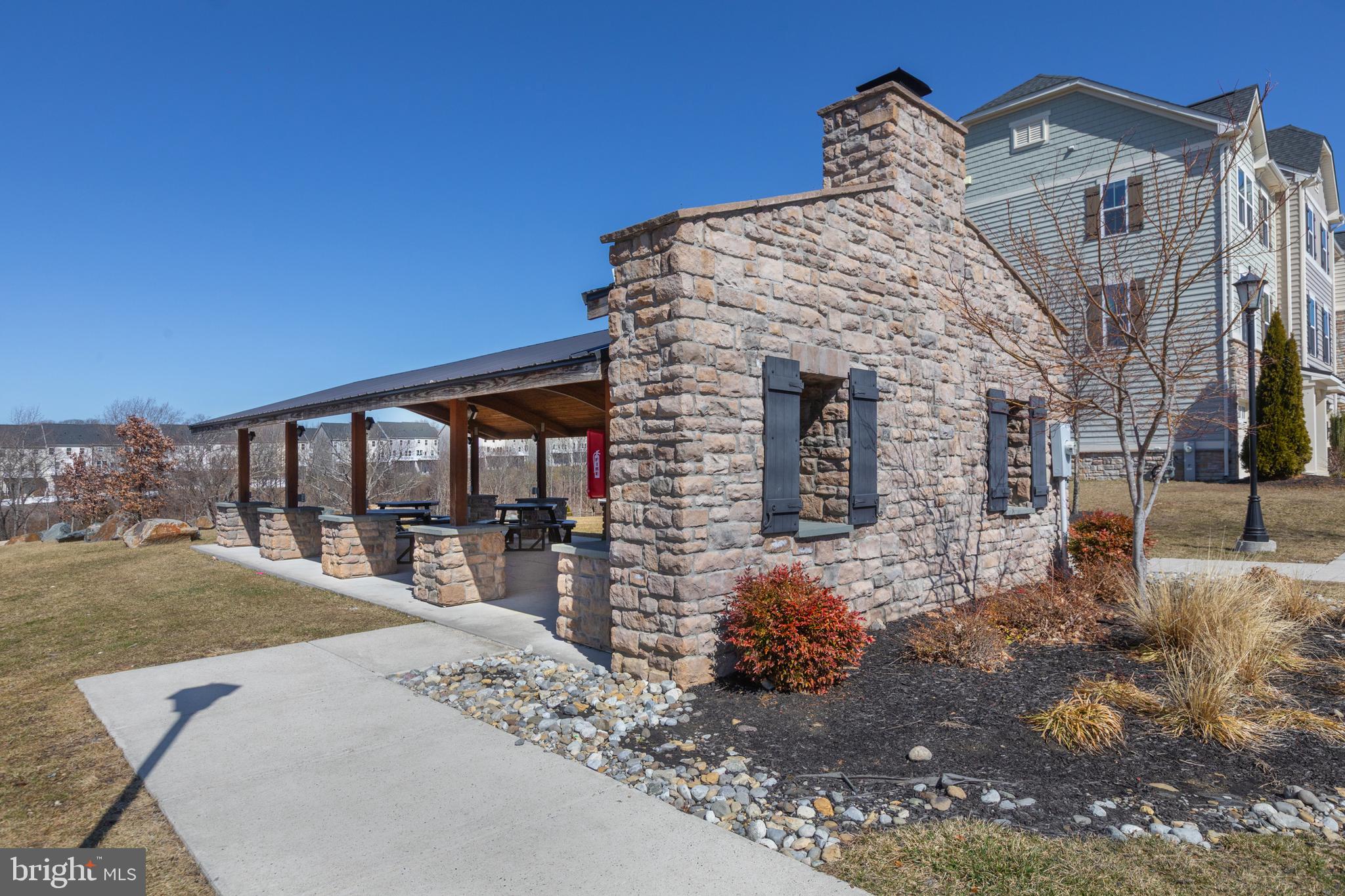 MAGNESS MILL - Residential