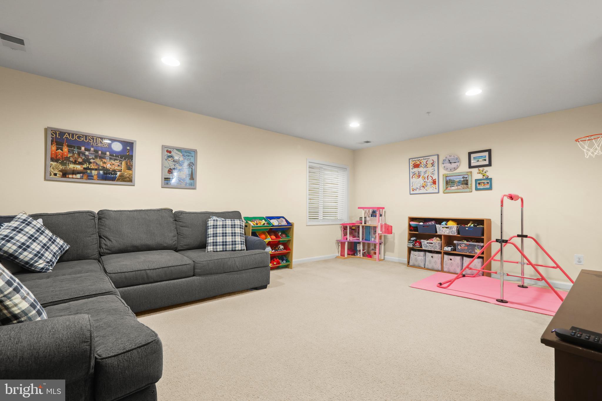 MAGNESS MILL - Residential