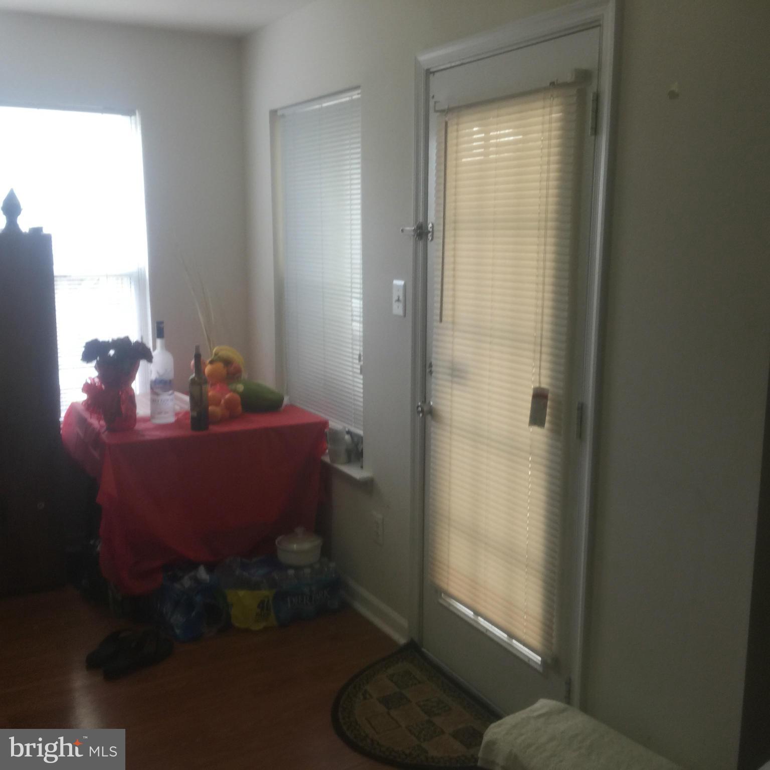 RIVER OAKS - Residential