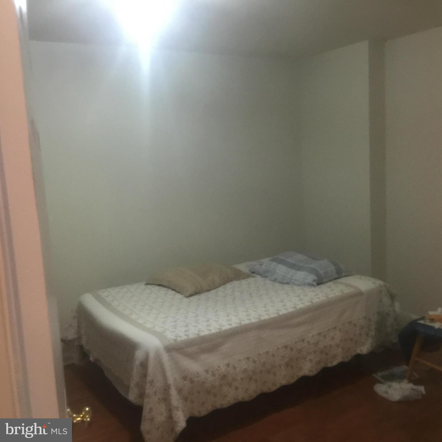 RIVER OAKS - Residential