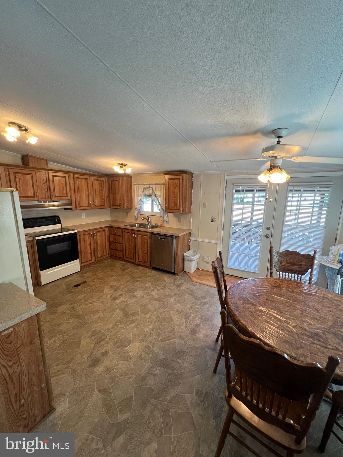 BRIARWOOD - Residential