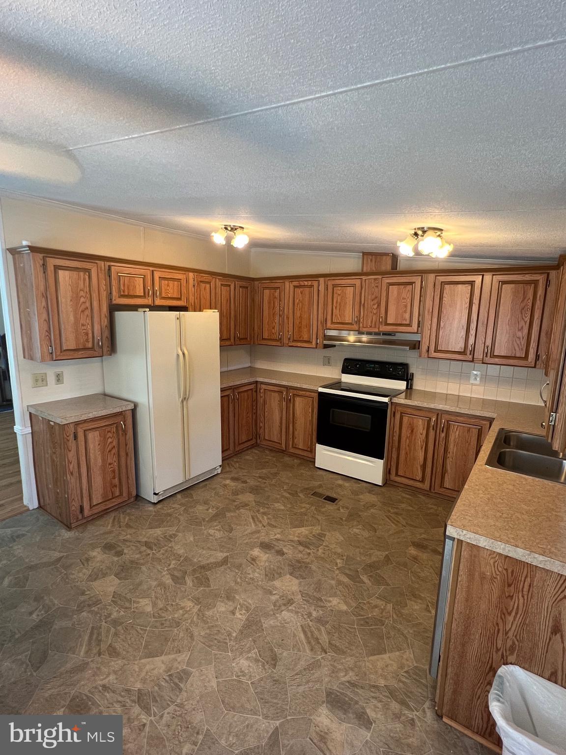 BRIARWOOD - Residential