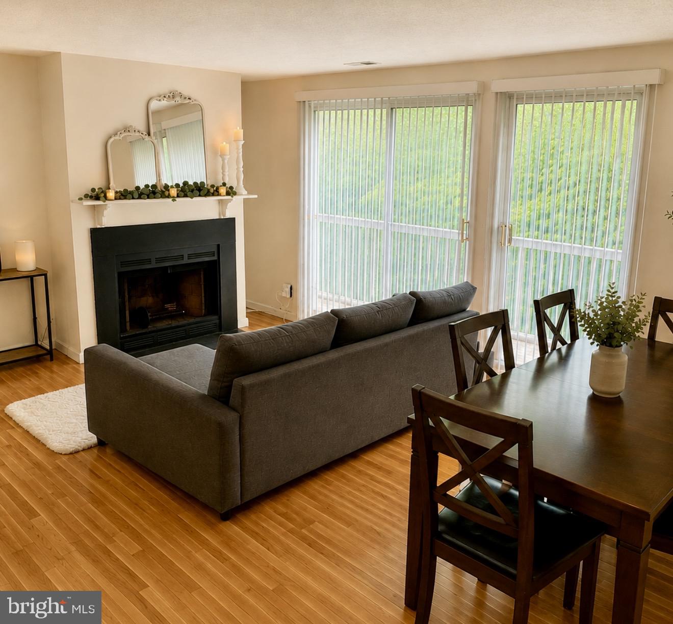 89 KENWOOD DRIVE