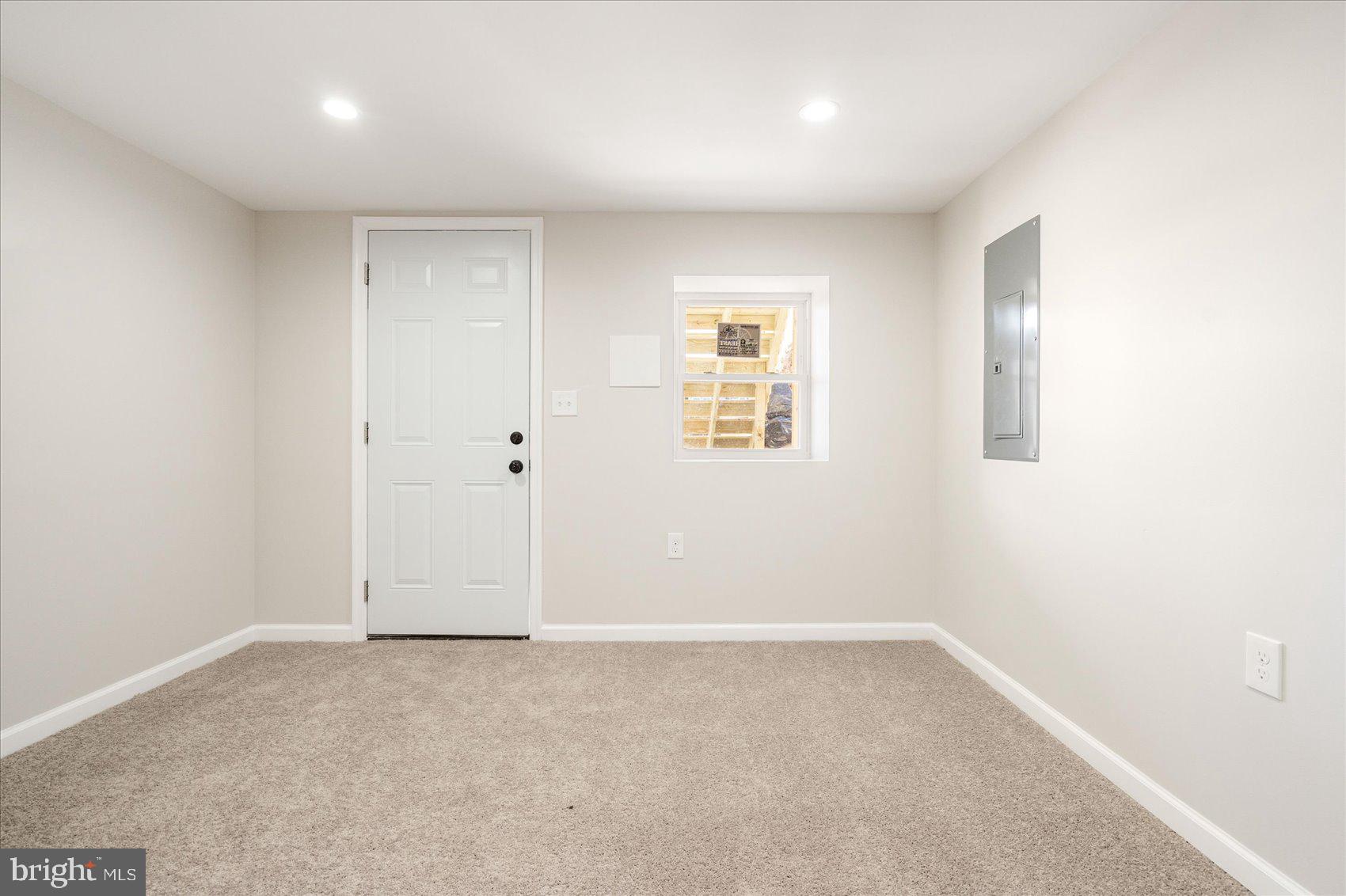 OLIVER - Residential