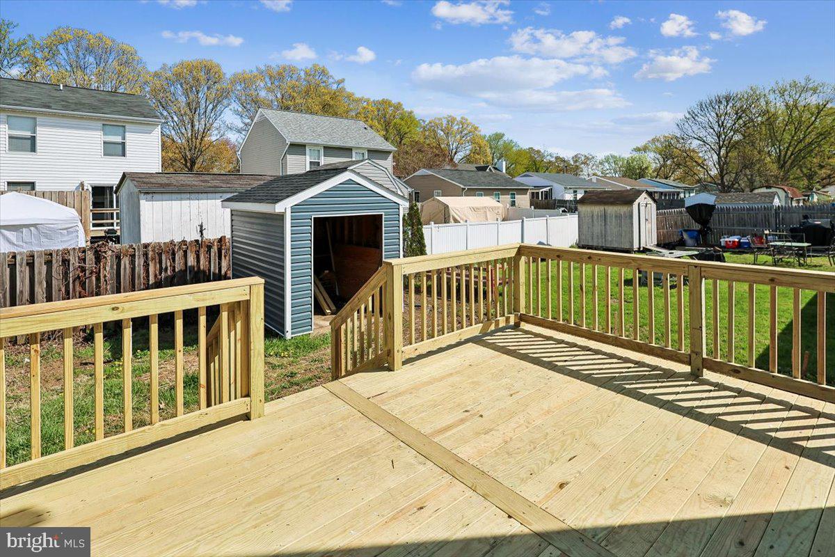 CEDAR HURST ON THE BAY - Residential