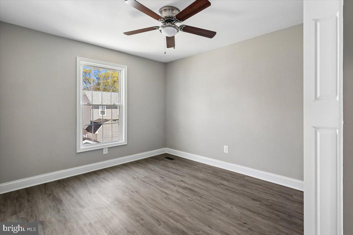 CEDAR HURST ON THE BAY - Residential