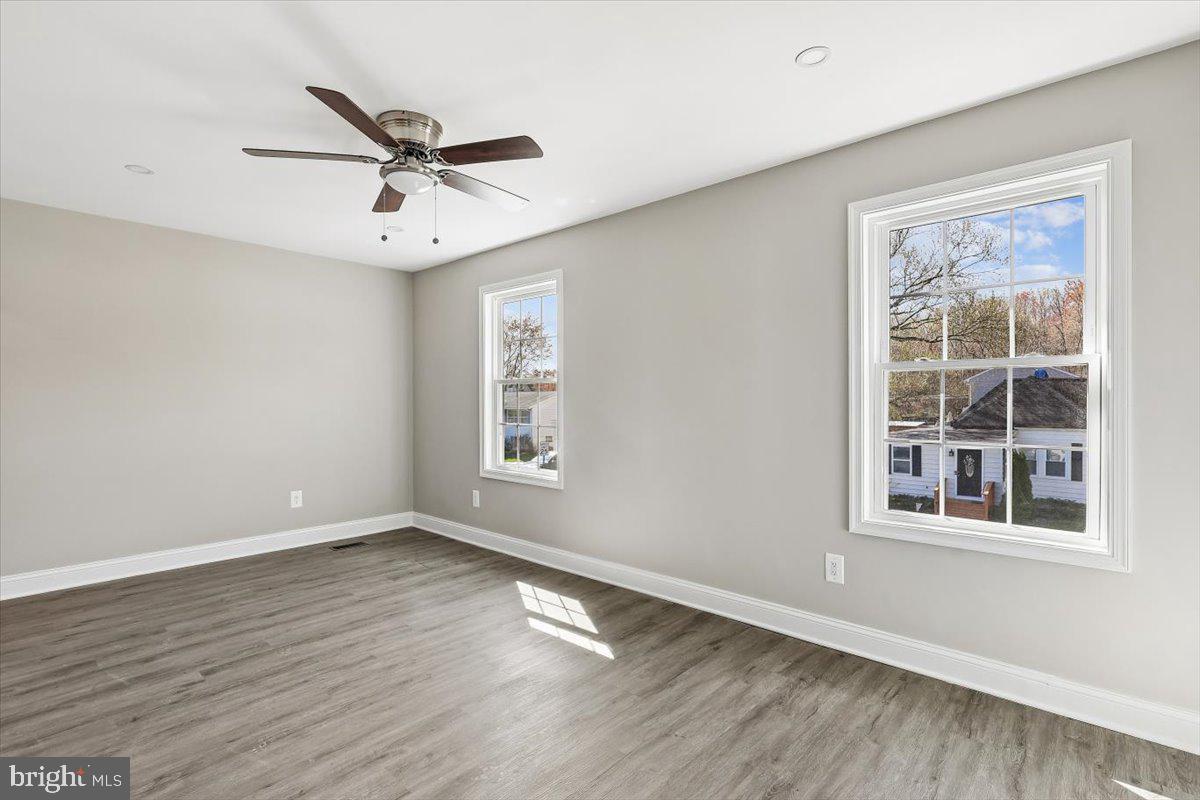 CEDAR HURST ON THE BAY - Residential