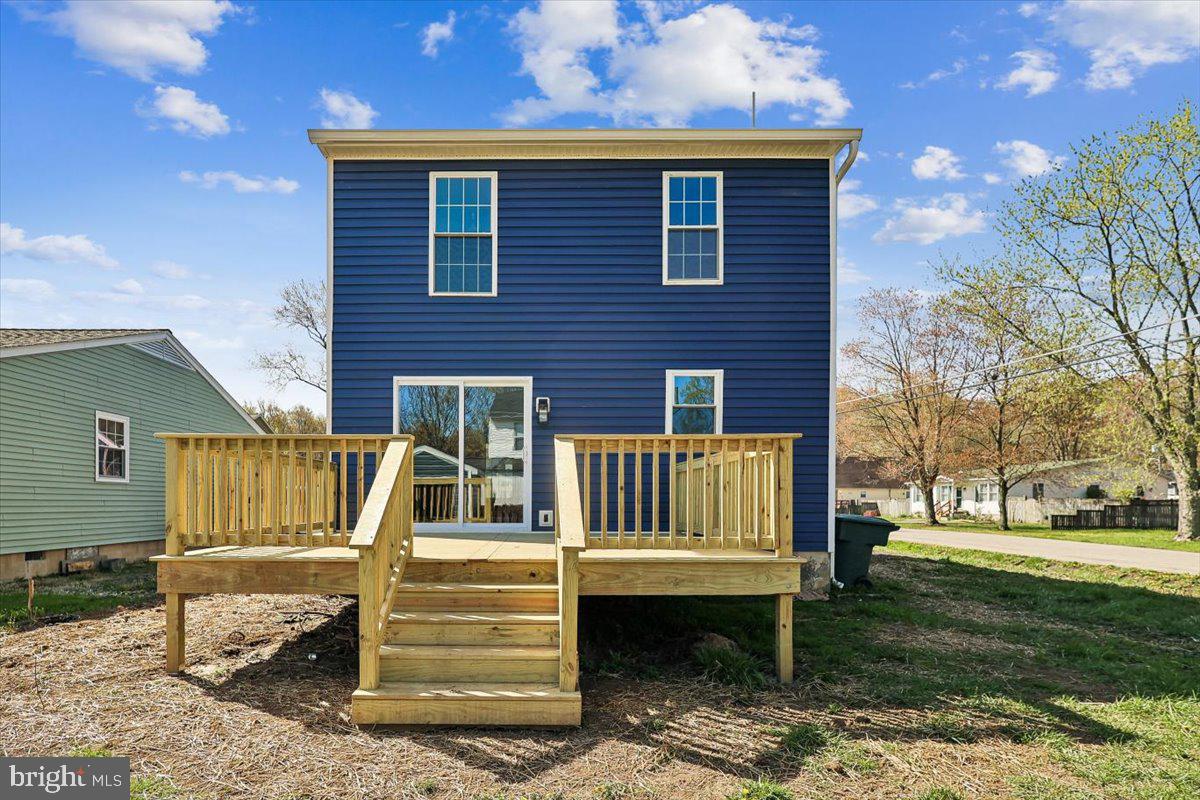 CEDAR HURST ON THE BAY - Residential