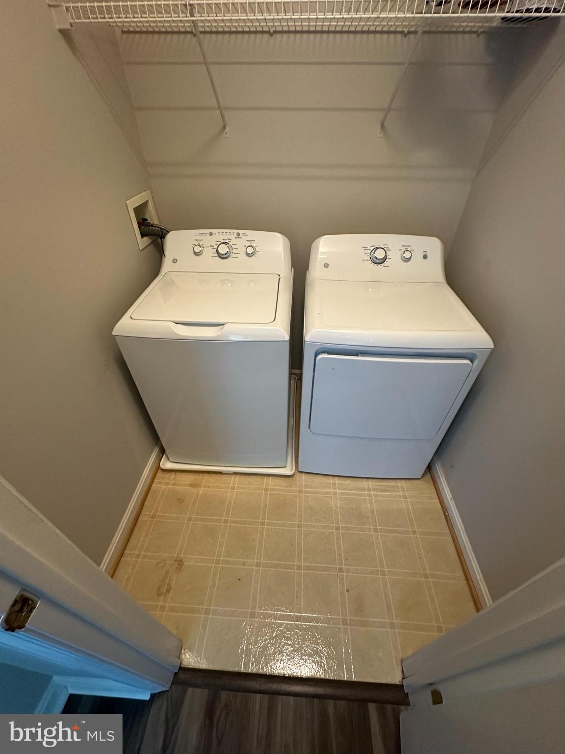 HAMPSHIRE HALL CONDO - Residential Lease