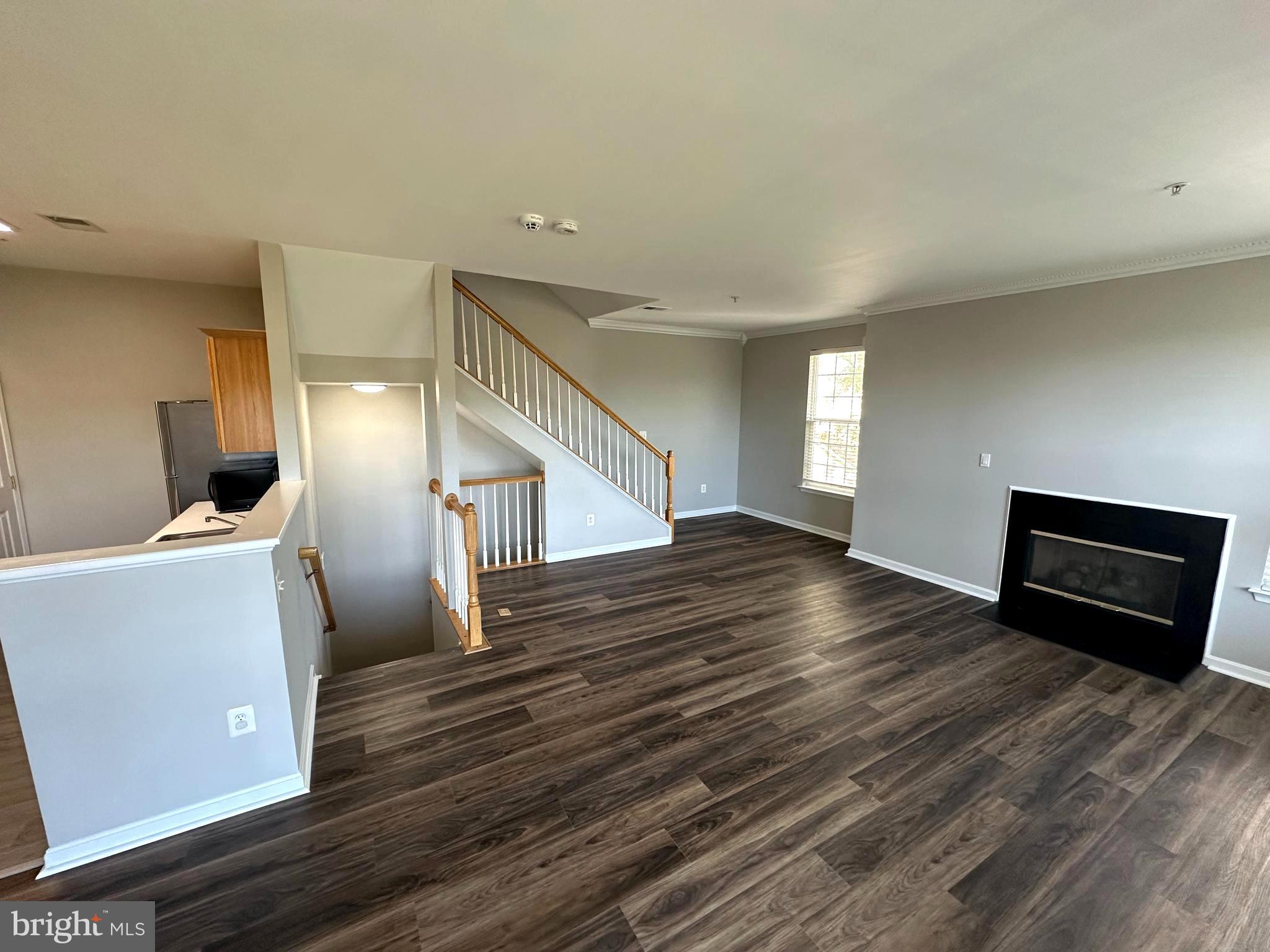 HAMPSHIRE HALL CONDO - Residential Lease