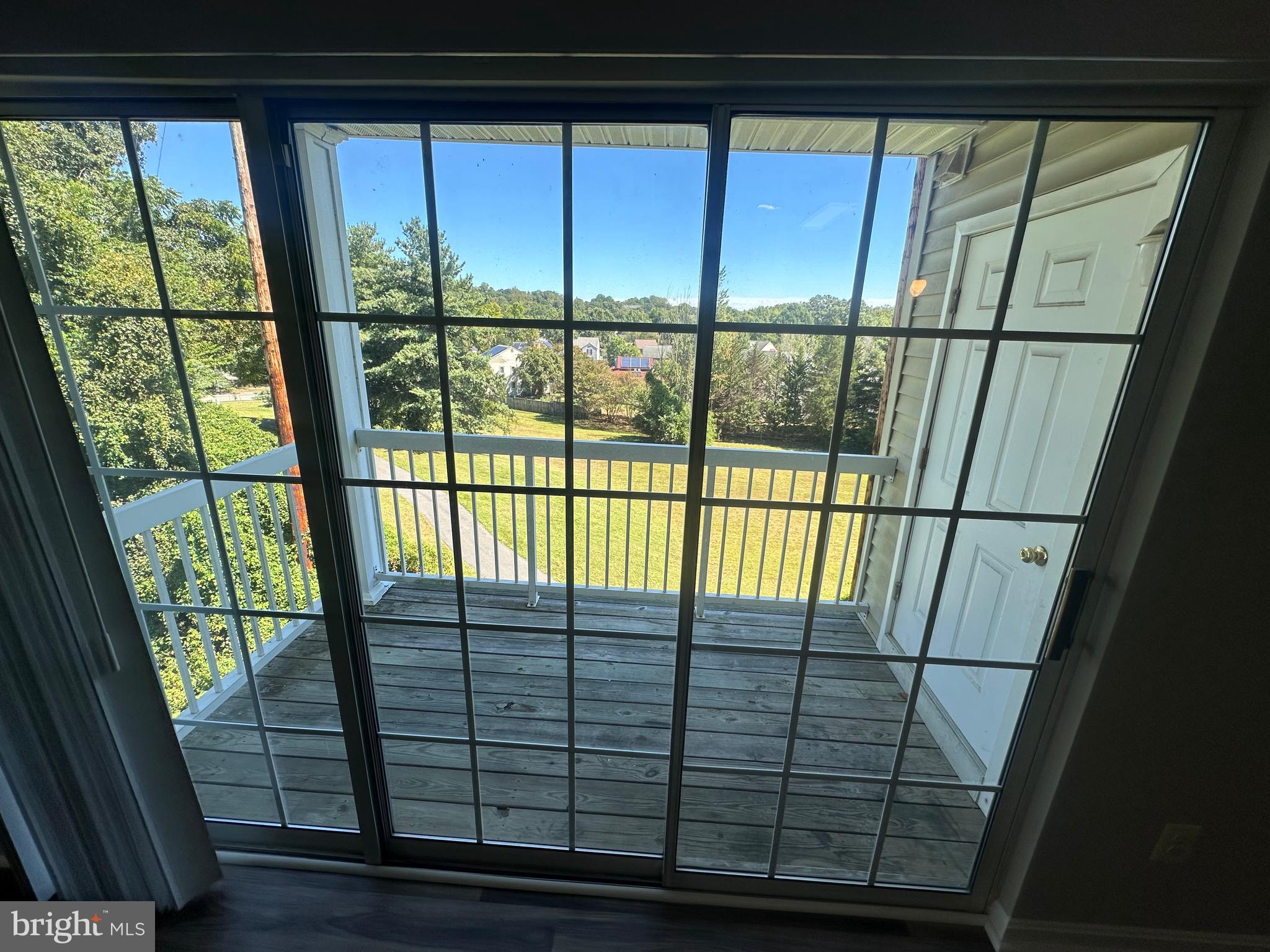 HAMPSHIRE HALL CONDO - Residential Lease