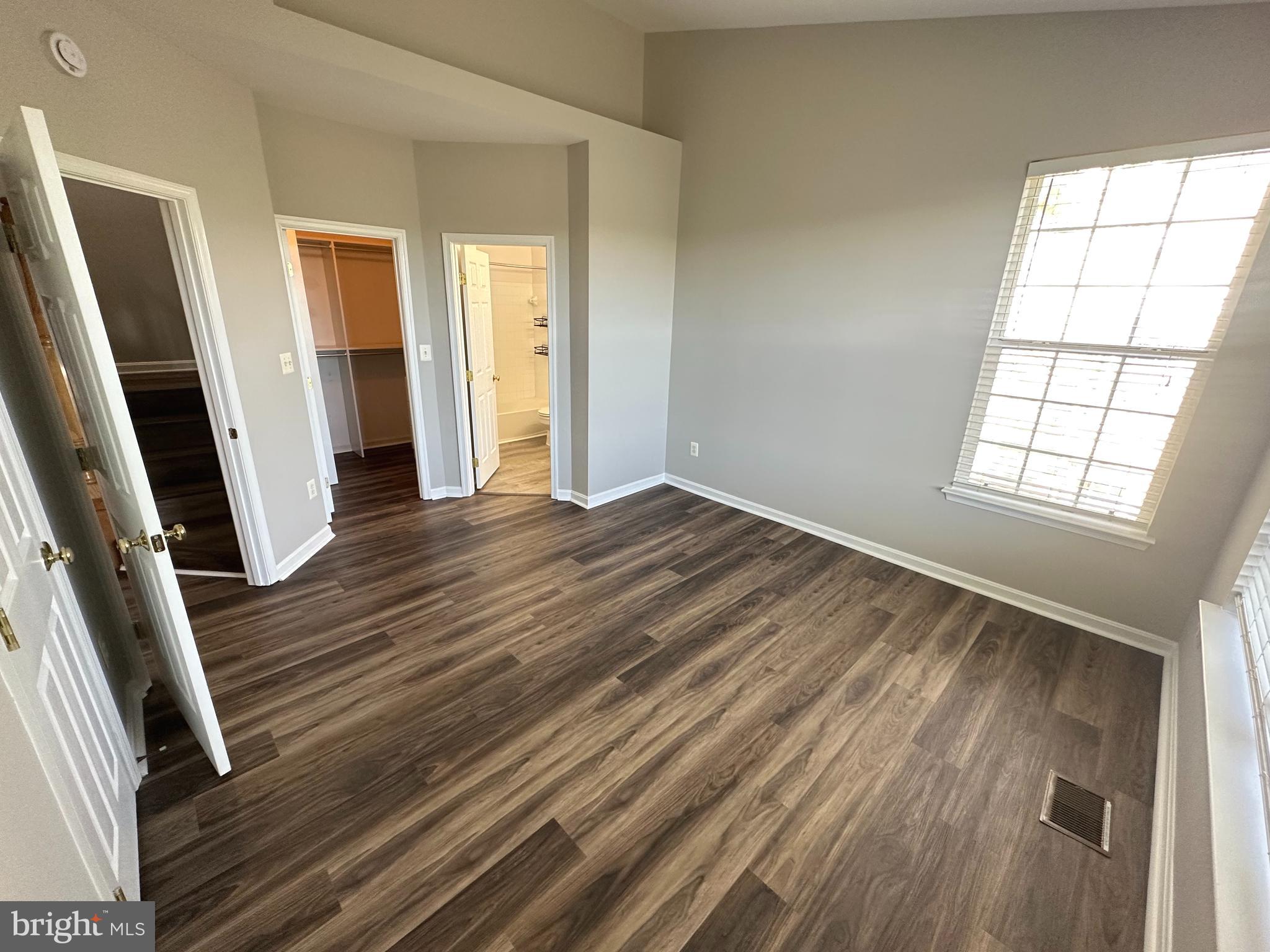 HAMPSHIRE HALL CONDO - Residential Lease