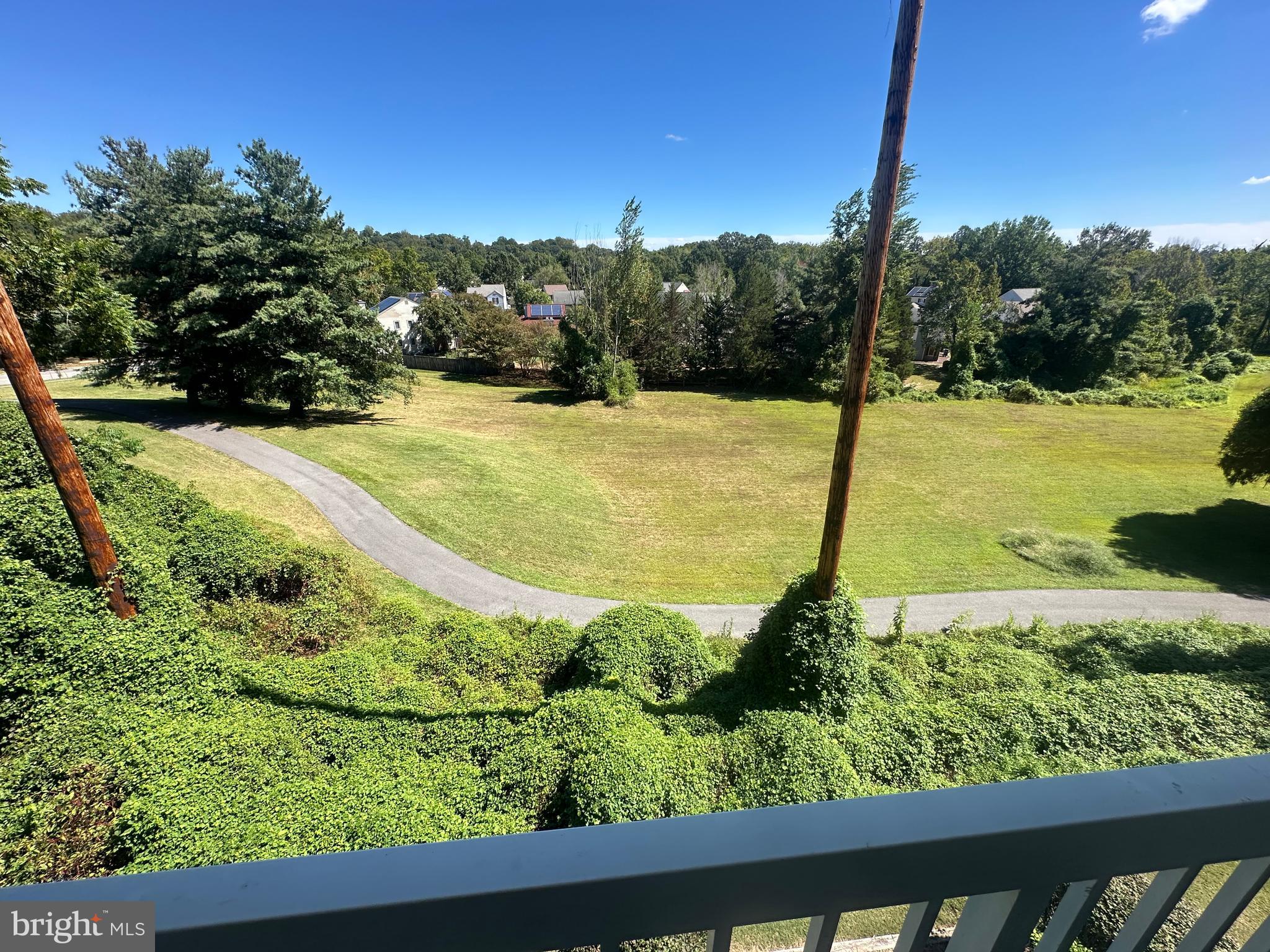 HAMPSHIRE HALL CONDO - Residential Lease