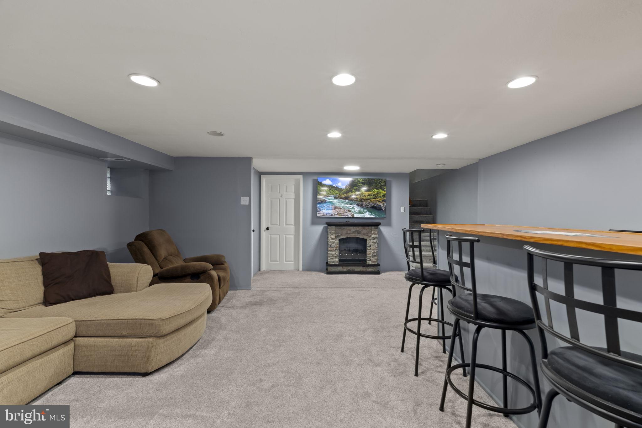 RHAWNHURST - Residential