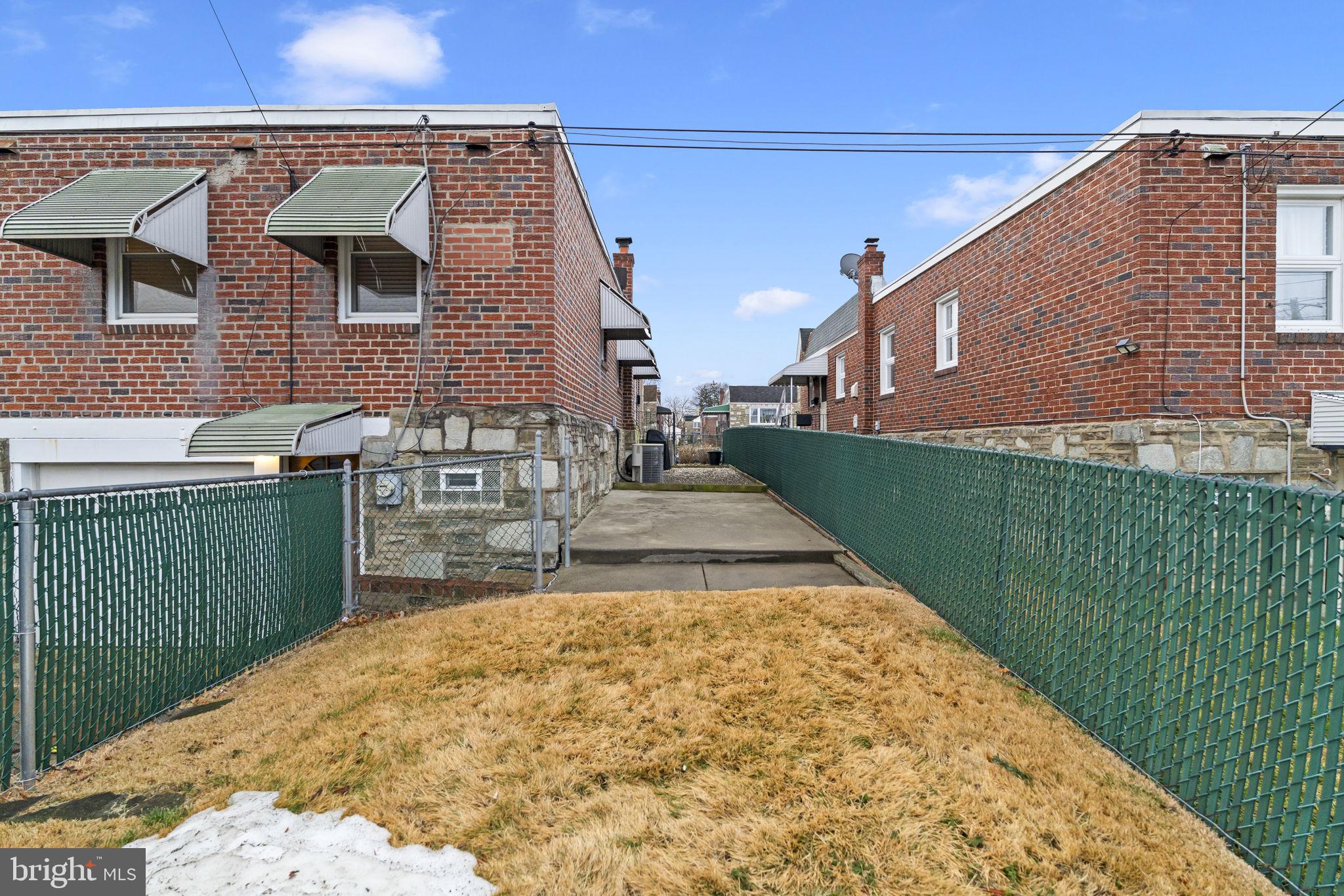 RHAWNHURST - Residential