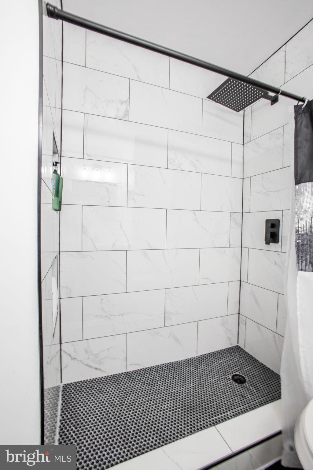 WHEATON WOODS - Residential