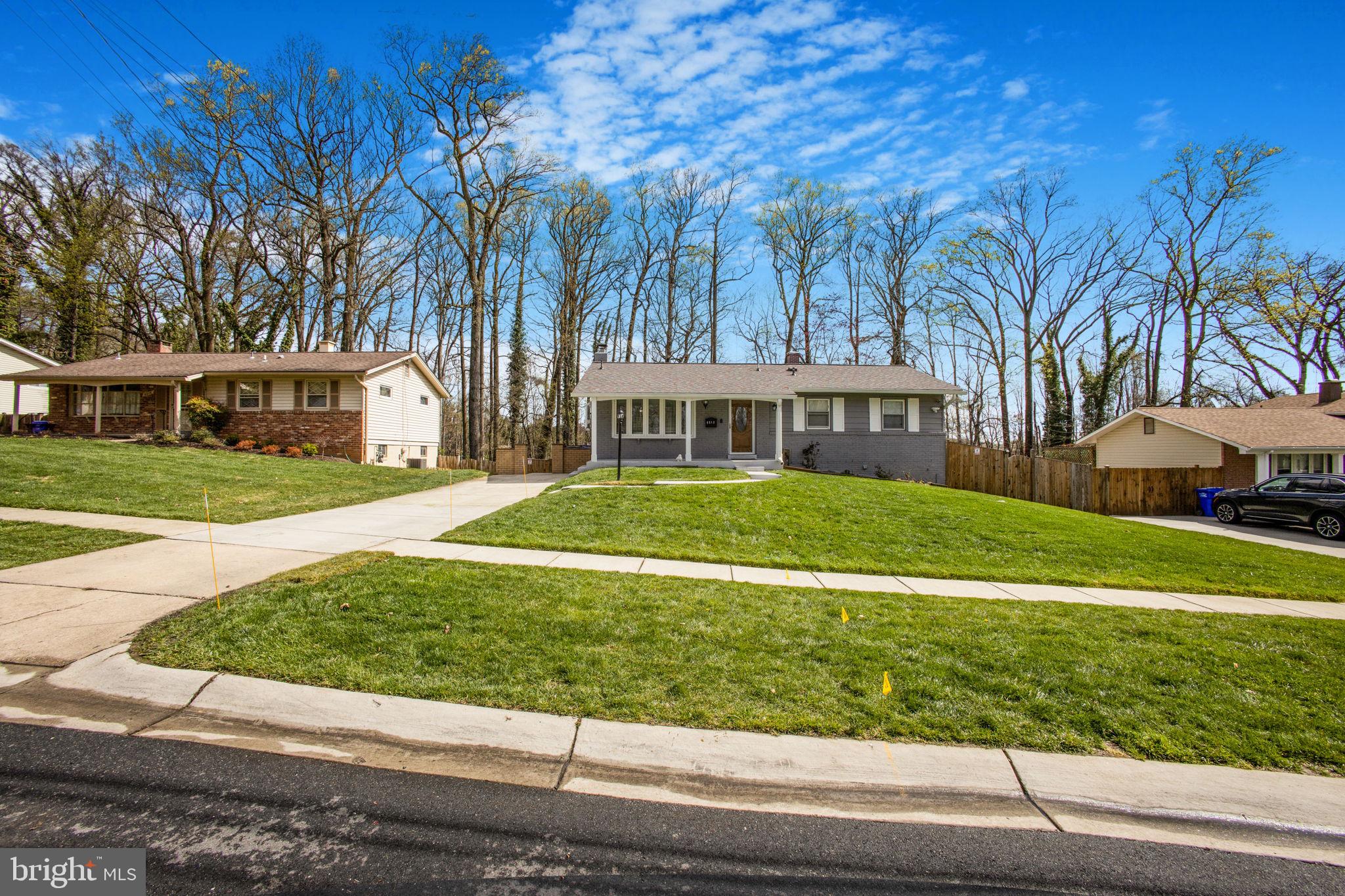 WHEATON WOODS - Residential