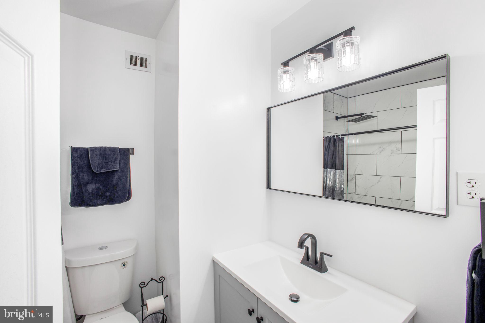 WHEATON WOODS - Residential