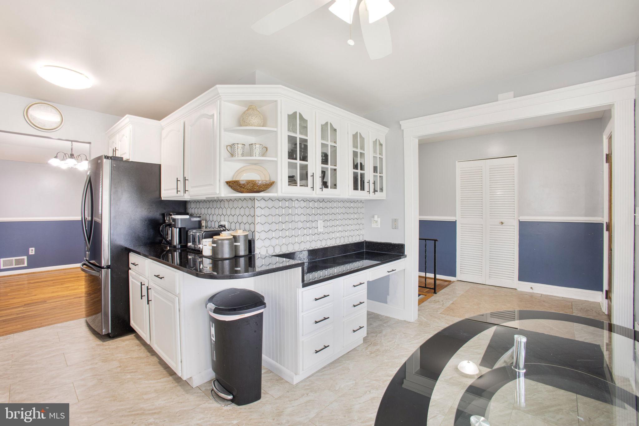 WHEATON WOODS - Residential