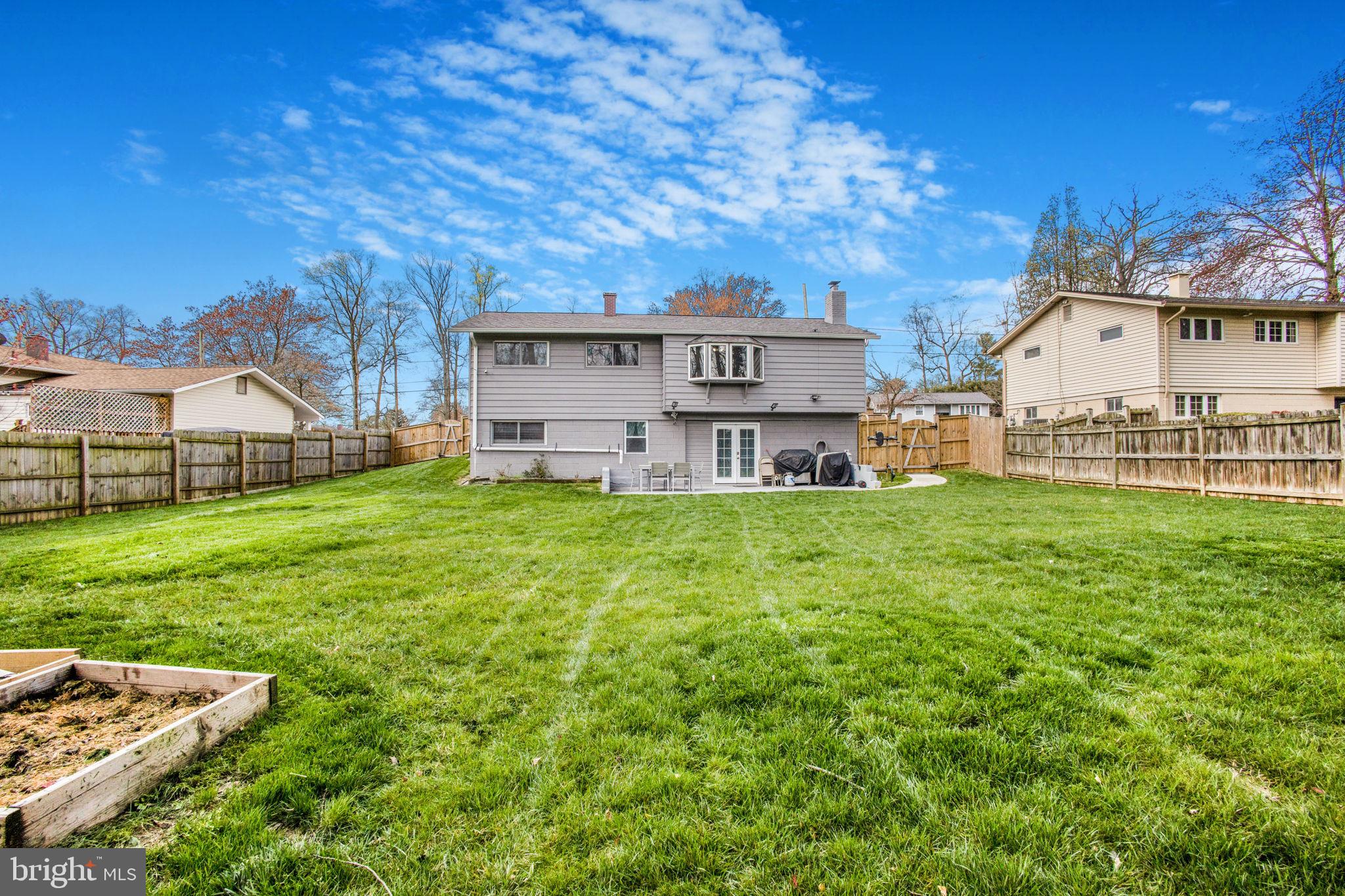 WHEATON WOODS - Residential