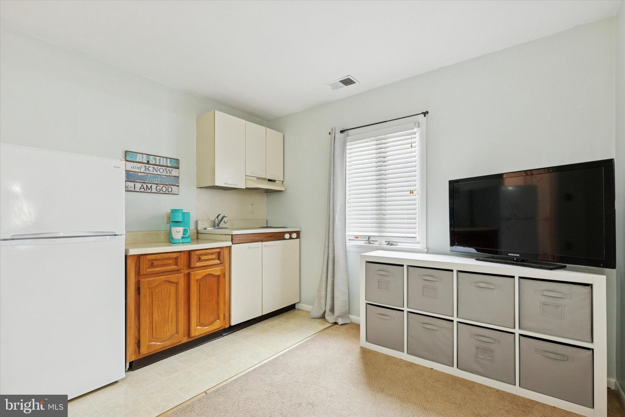 BRITTANY FARMS - Residential