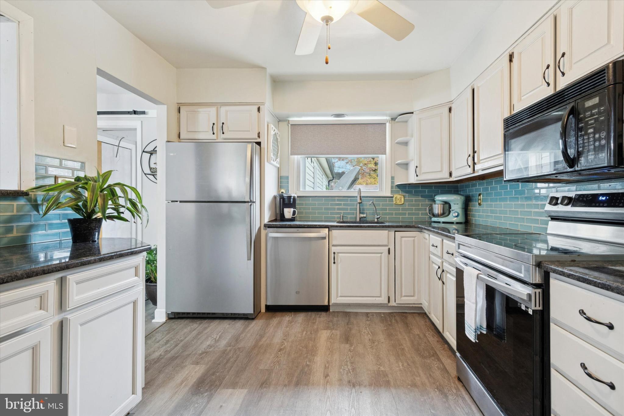 BRITTANY FARMS - Residential