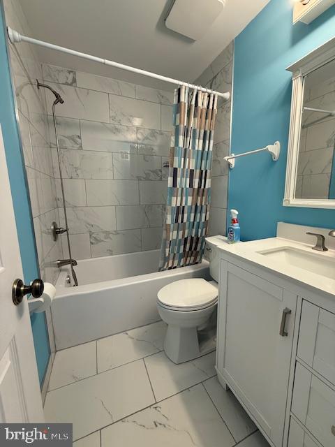 CHALET WOODS - Residential Lease