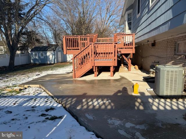 CHALET WOODS - Residential Lease