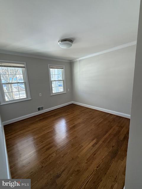 CHALET WOODS - Residential Lease