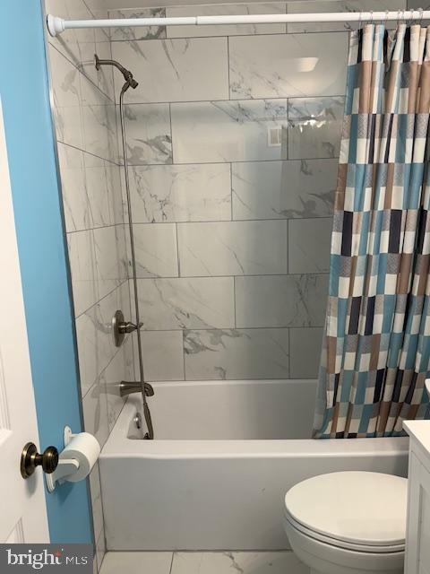 CHALET WOODS - Residential Lease