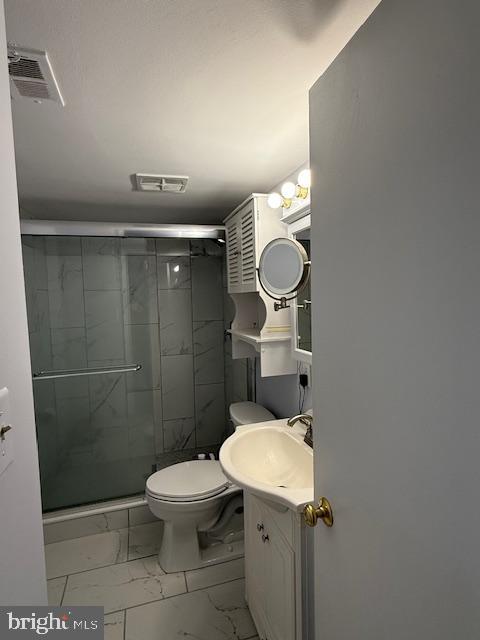 CHALET WOODS - Residential Lease