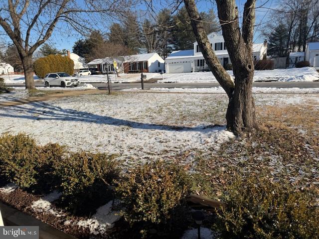 CHALET WOODS - Residential Lease