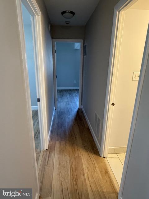 CHALET WOODS - Residential Lease