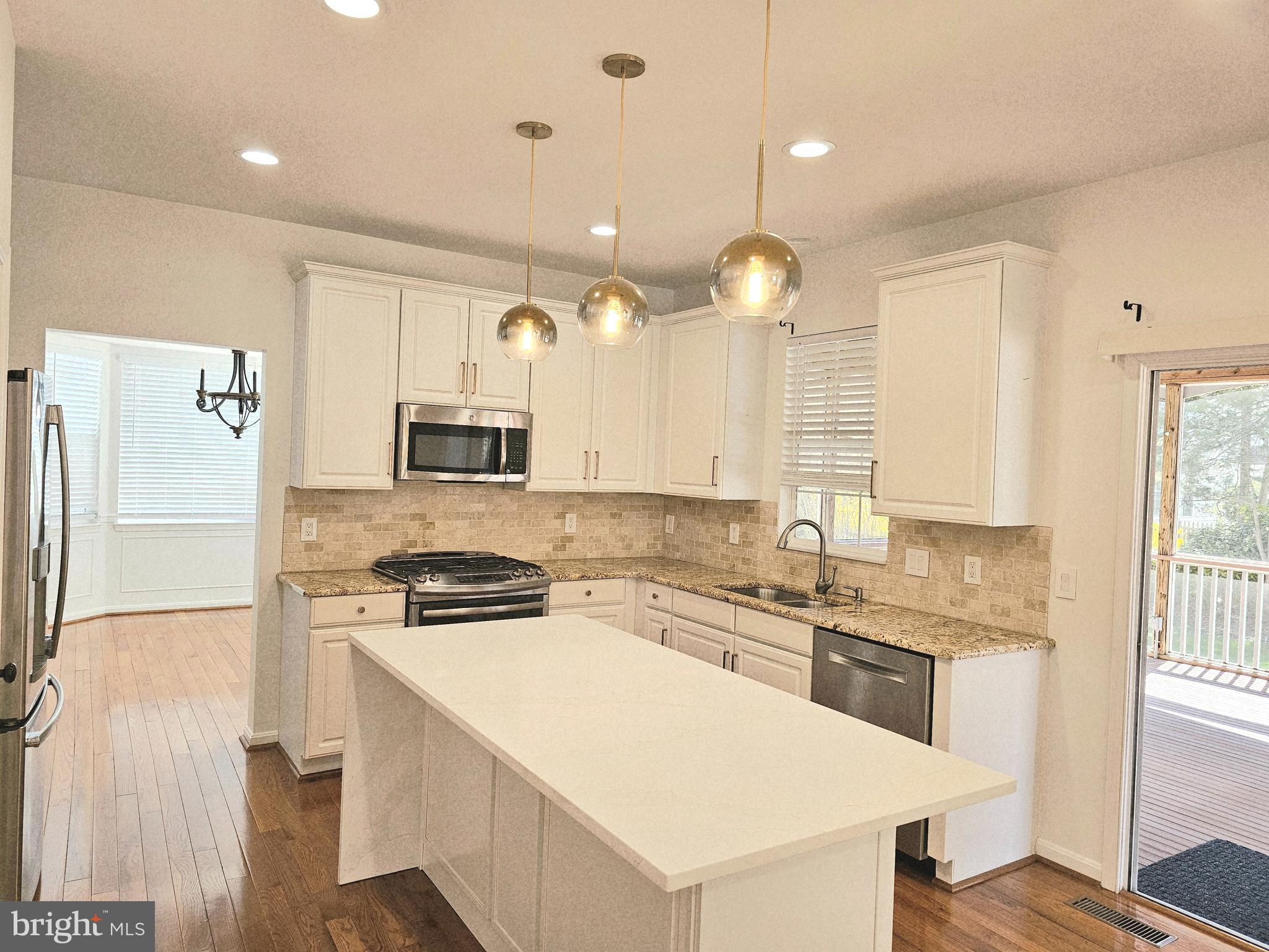 SOUTH RIDING - Residential