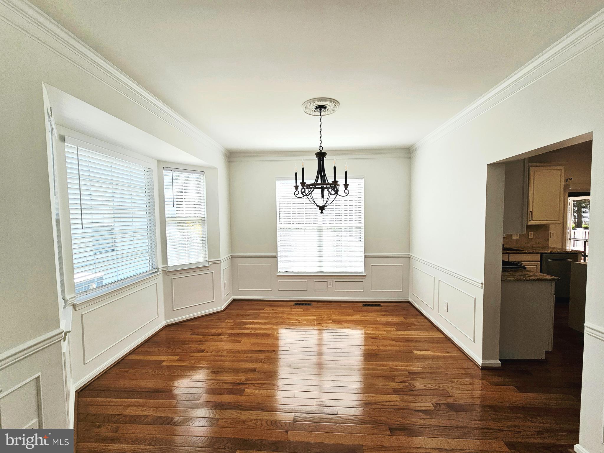 SOUTH RIDING - Residential