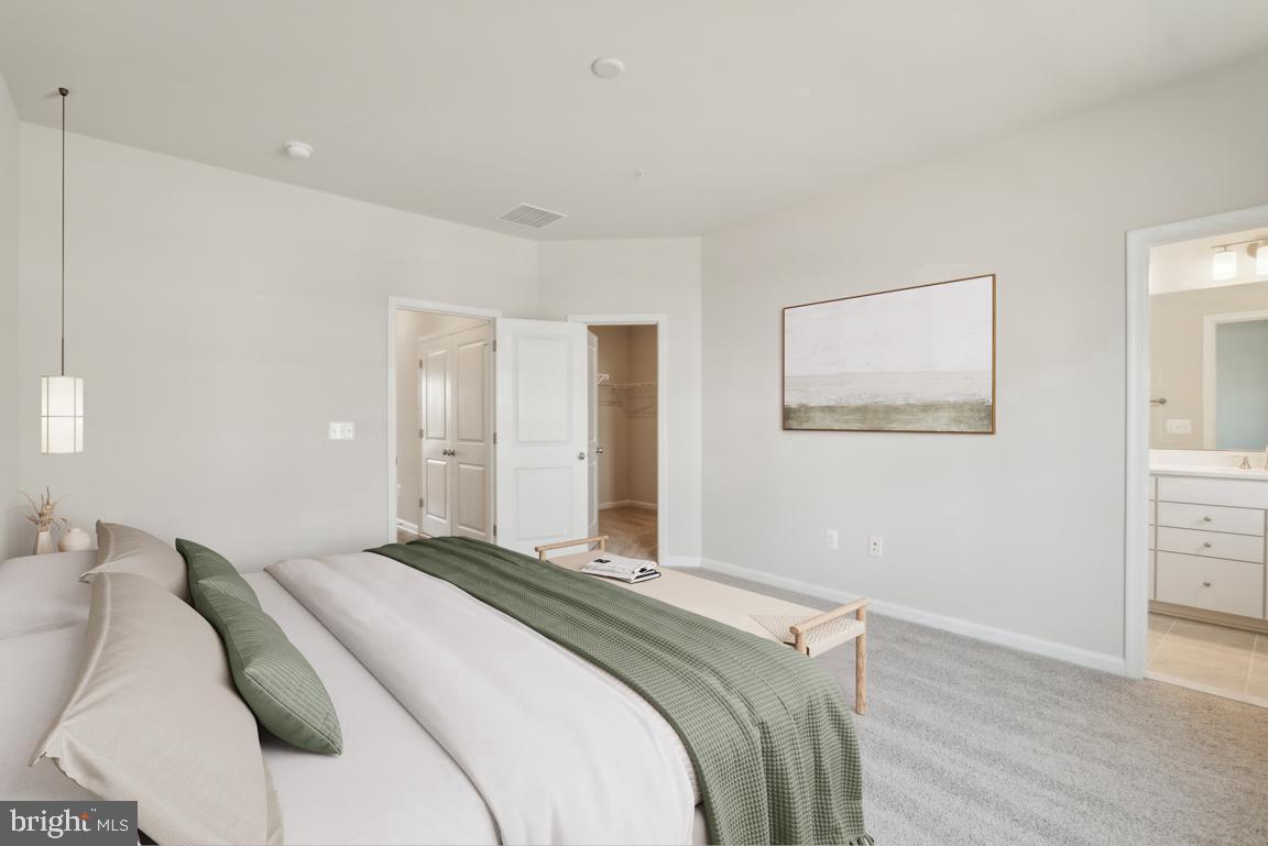 DAMASCUS VILLAGE - Residential