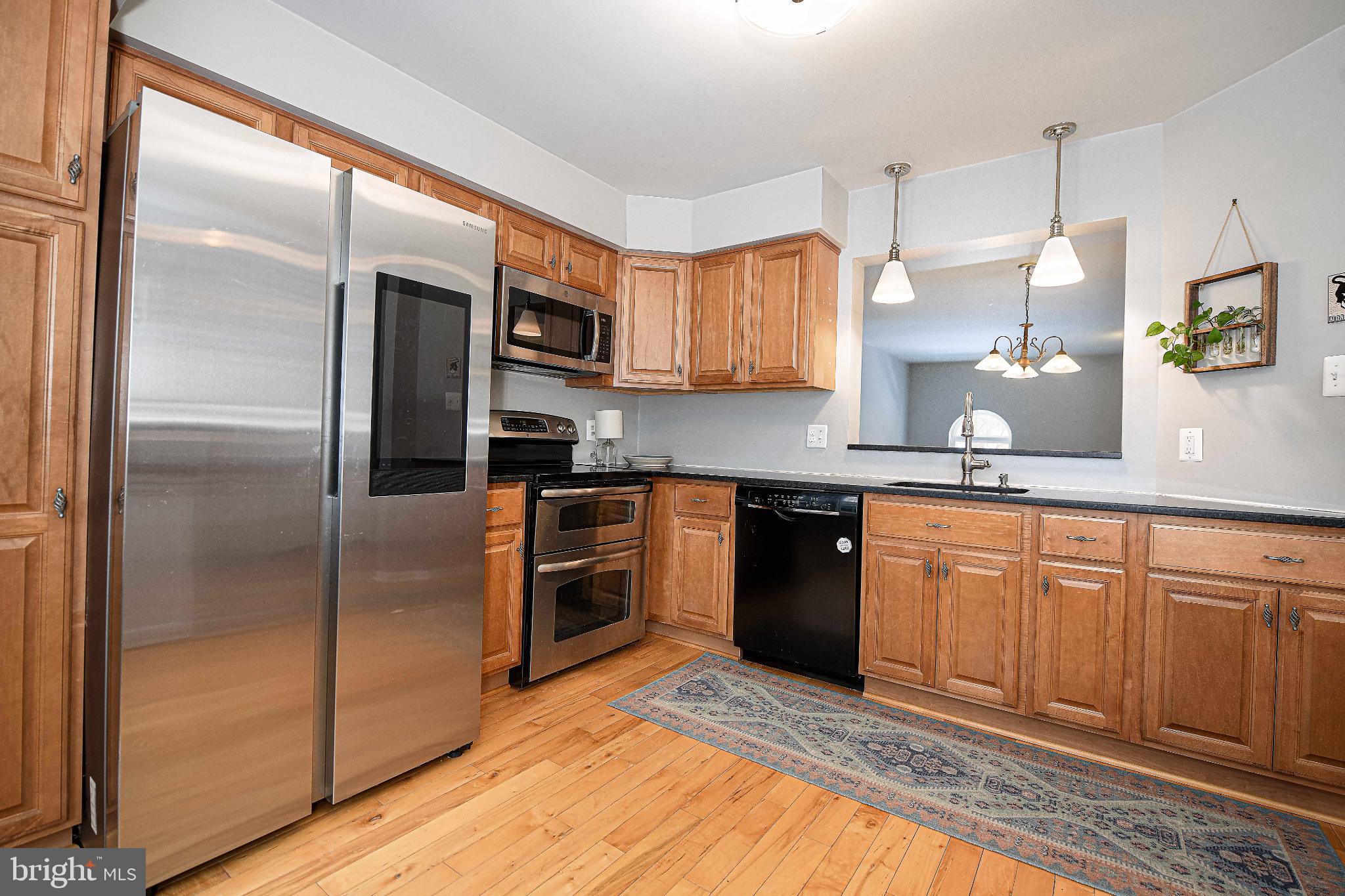 GARRISON - Residential