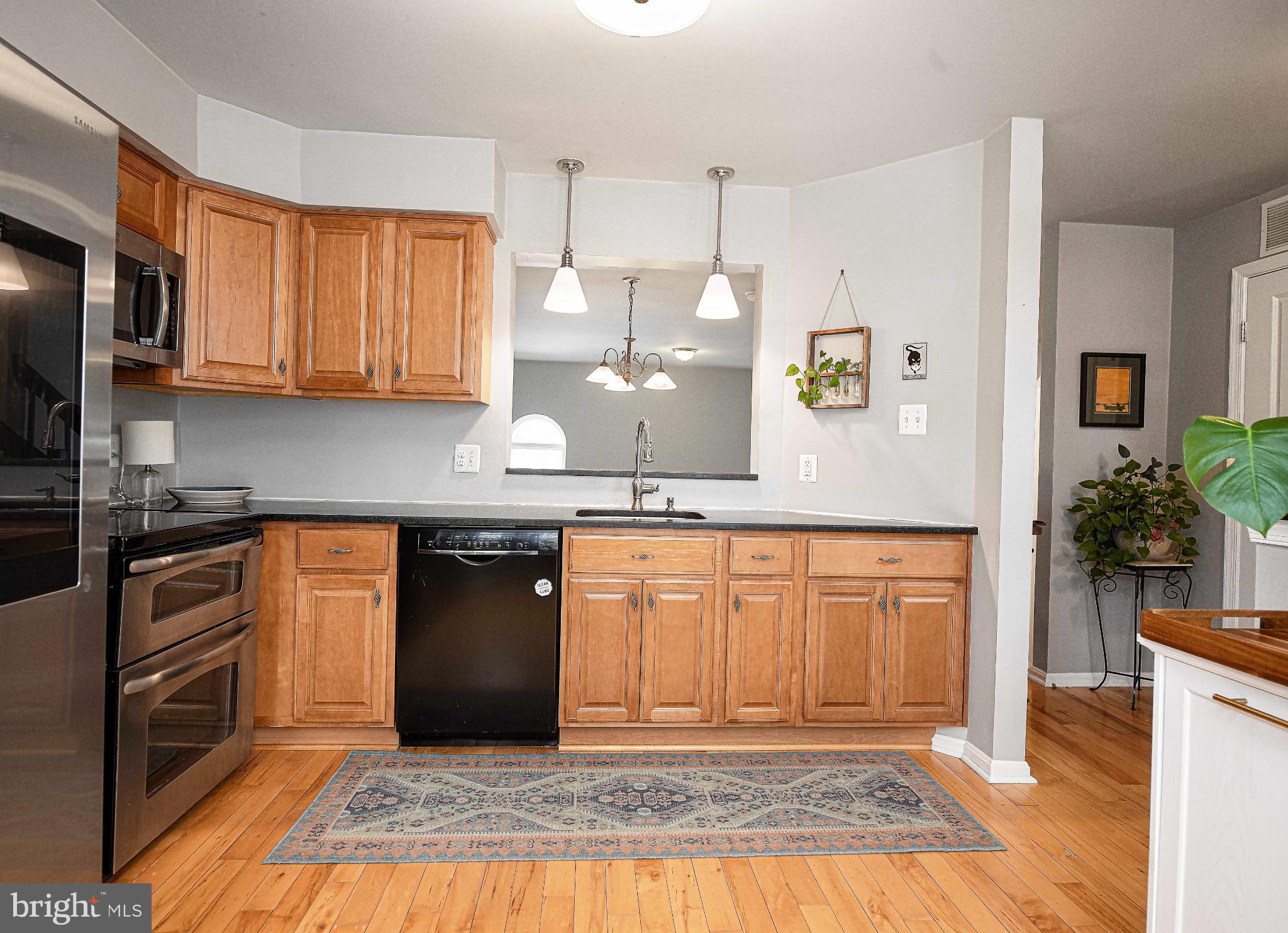 GARRISON - Residential