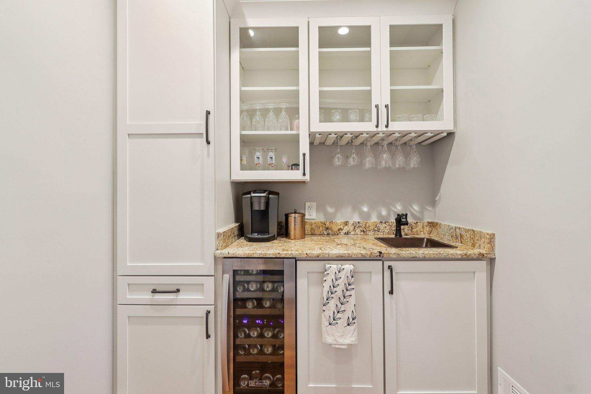 ARLINGTON RIDGE - Residential