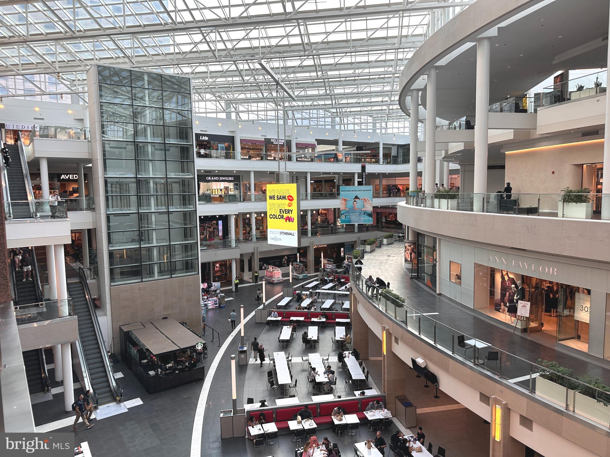 ARLINGTON RIDGE - Residential