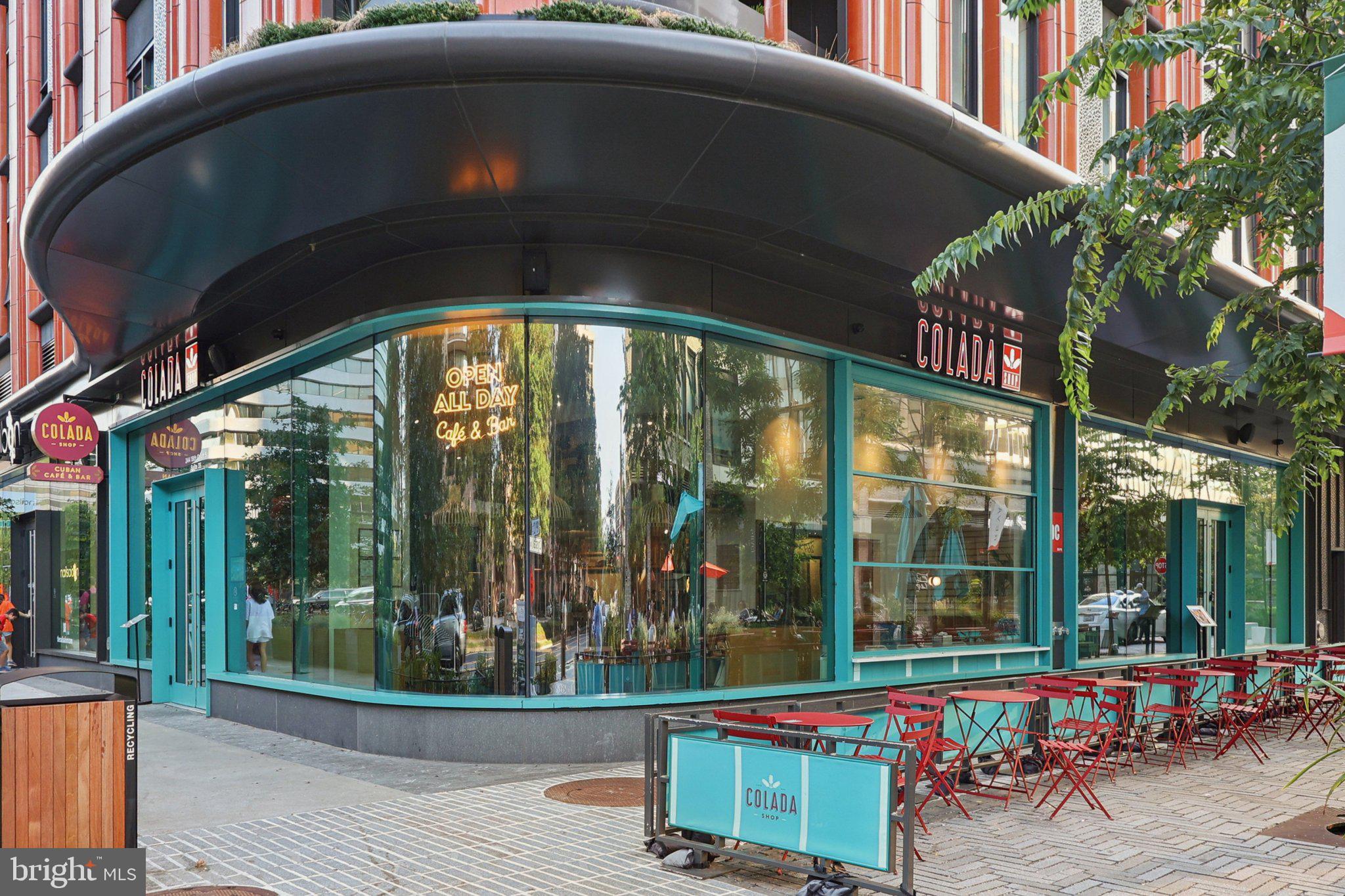 ARLINGTON RIDGE - Residential