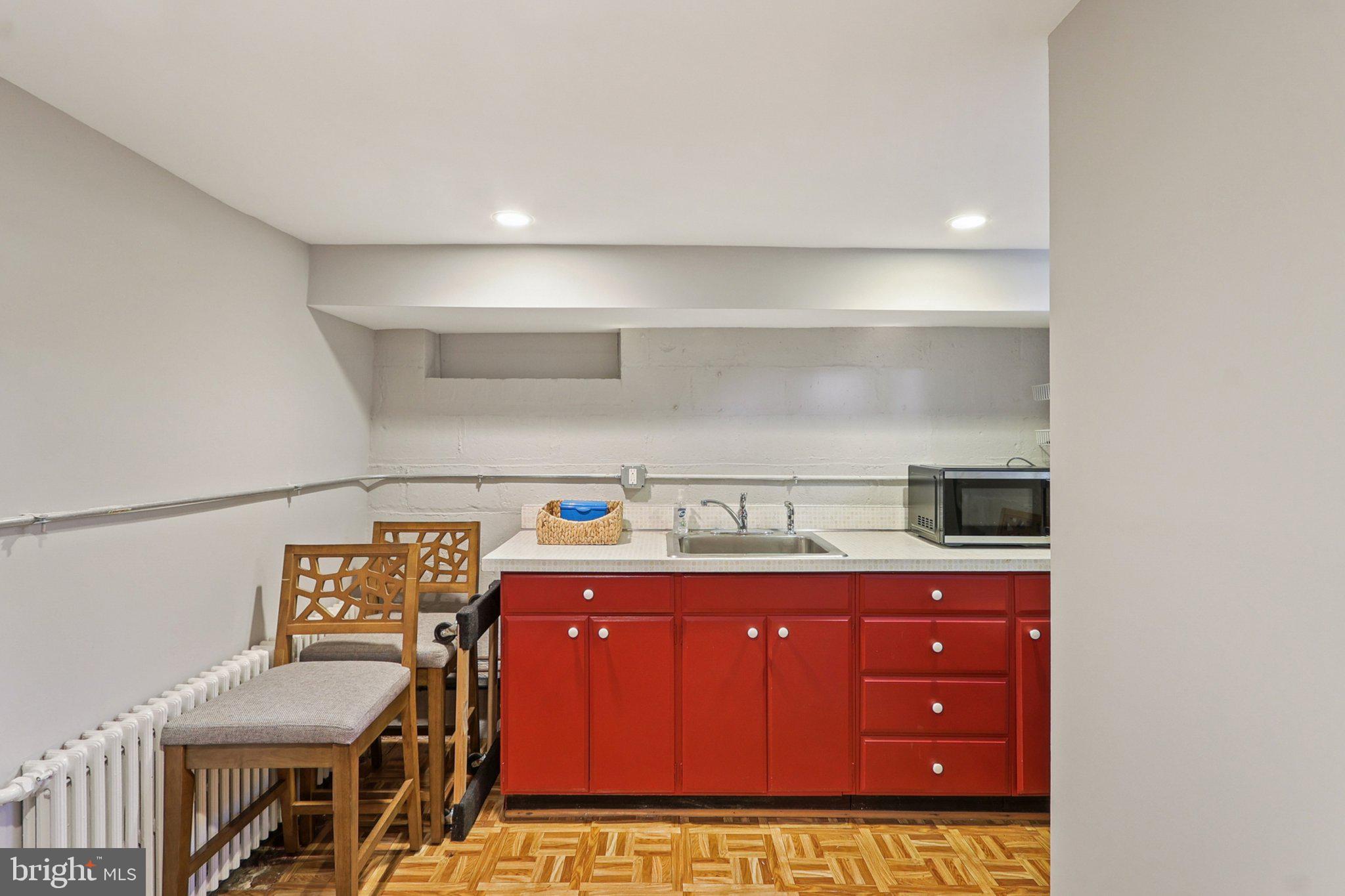 ARLINGTON RIDGE - Residential