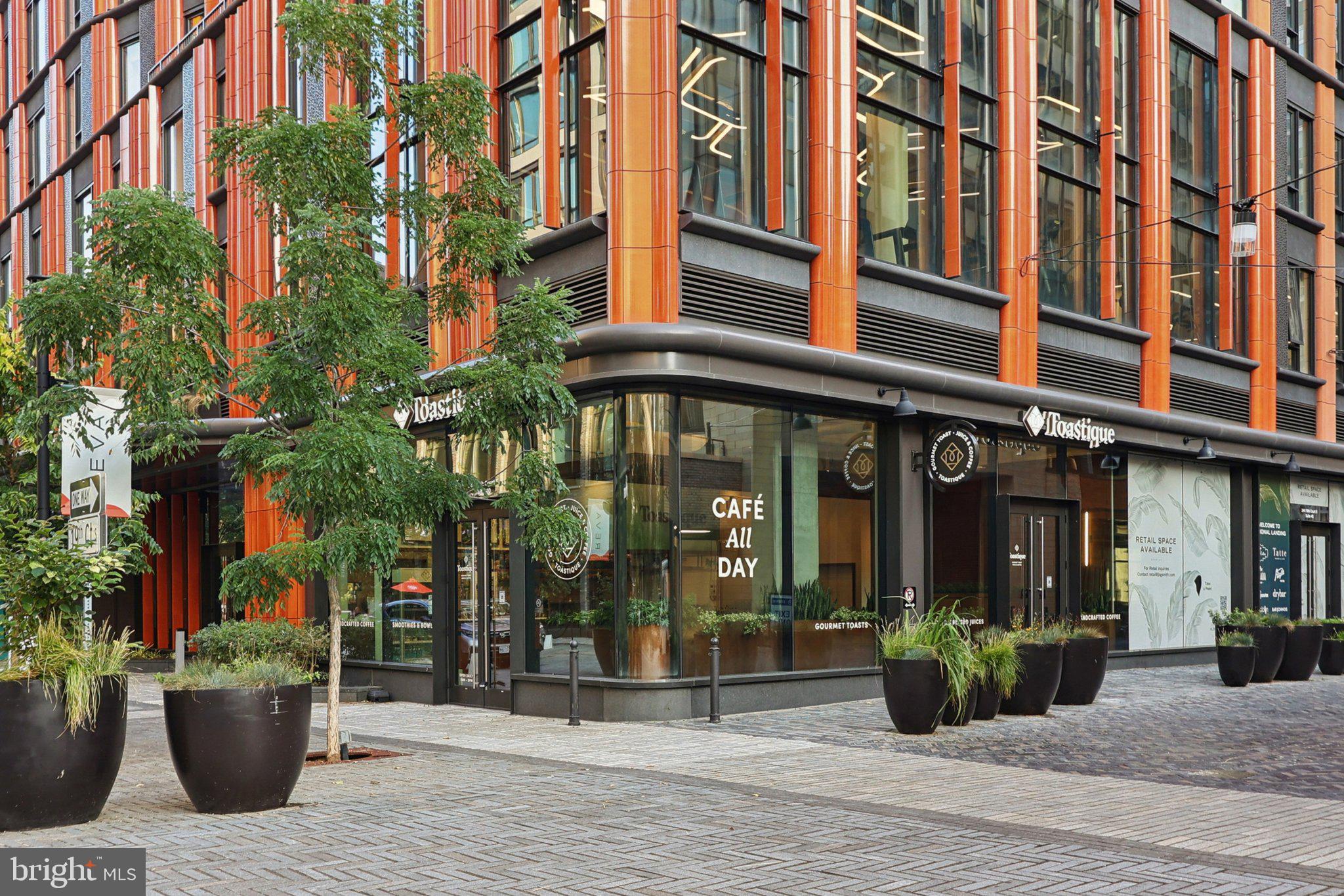 ARLINGTON RIDGE - Residential