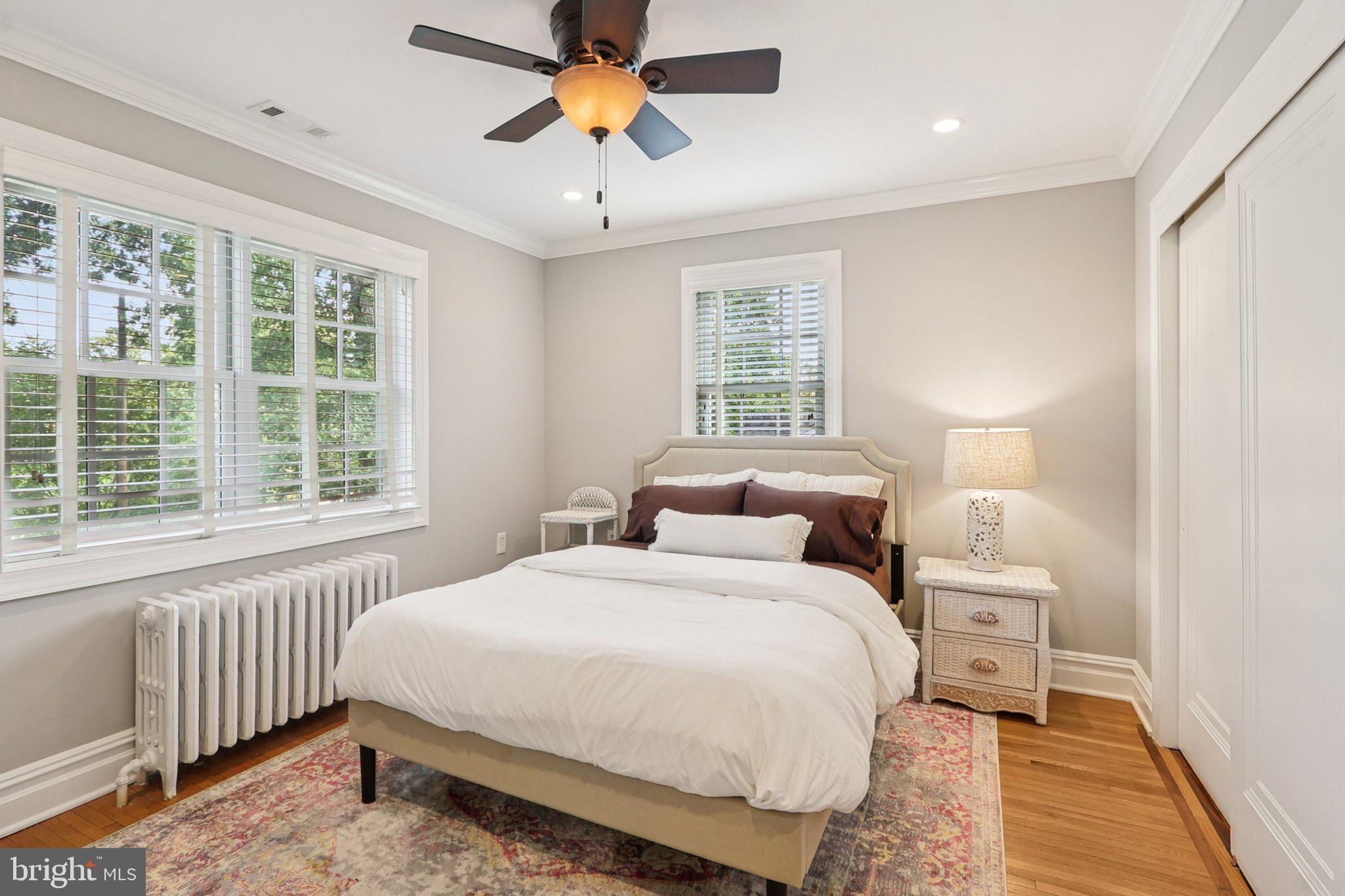 ARLINGTON RIDGE - Residential