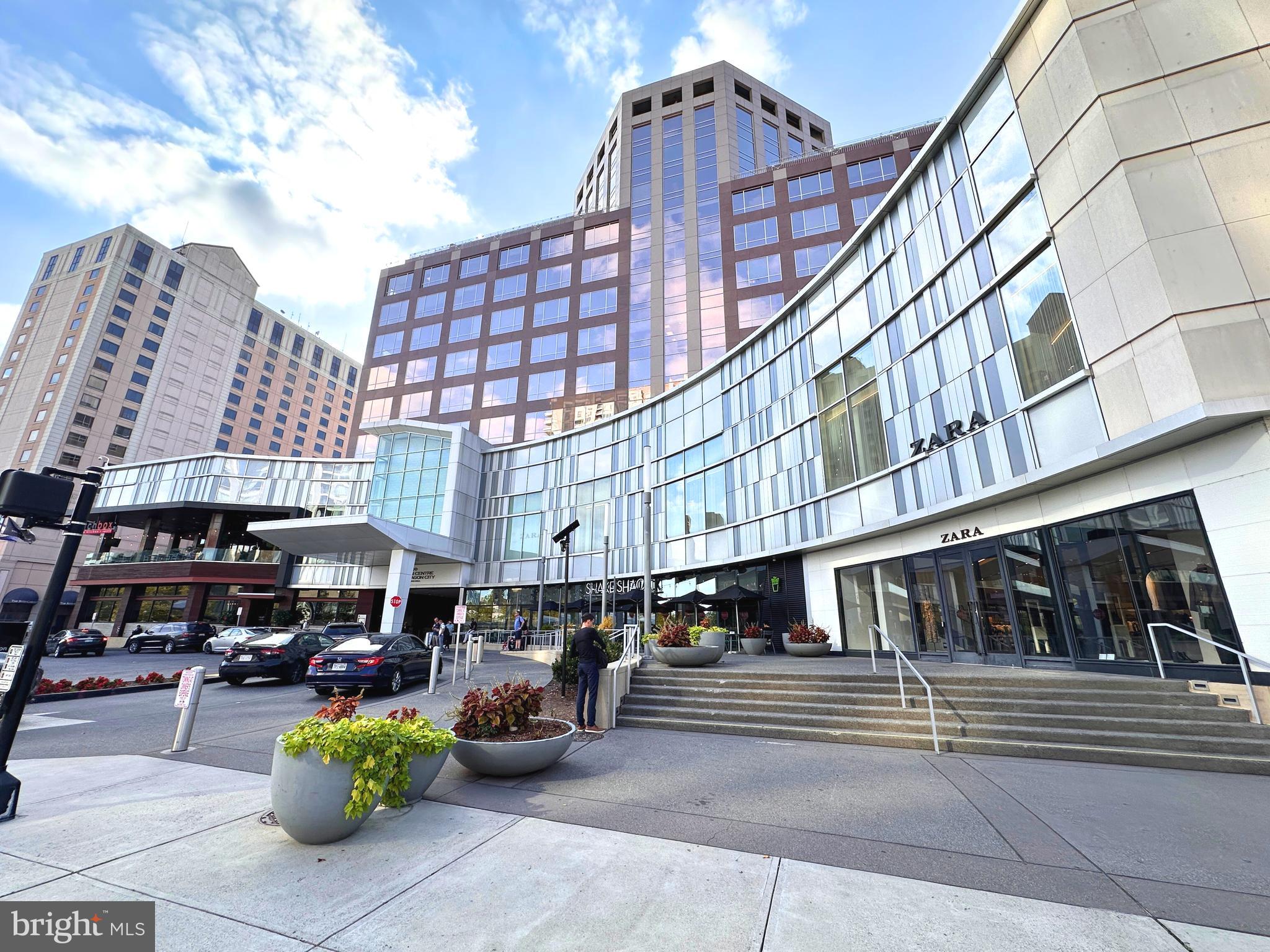 ARLINGTON RIDGE - Residential