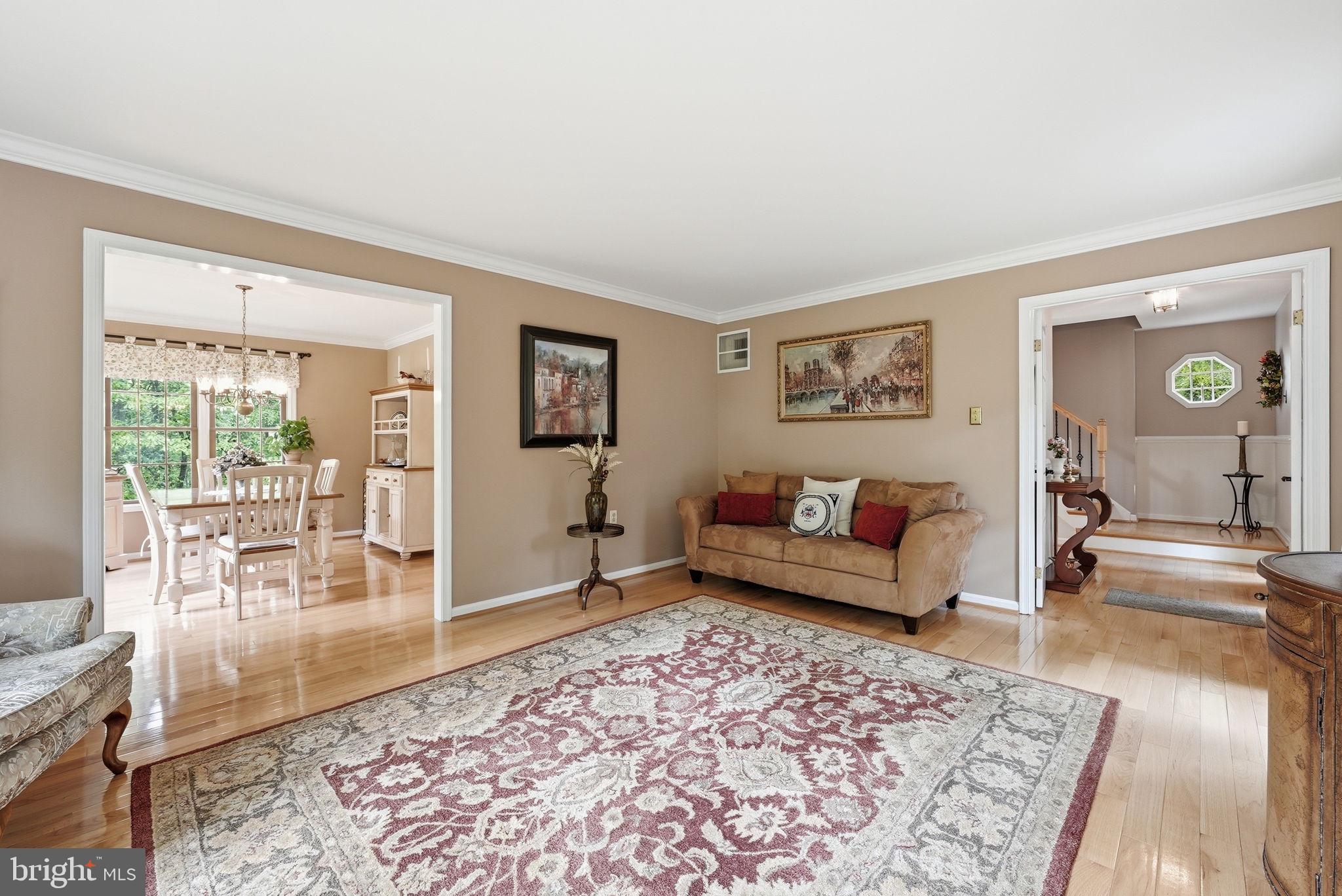 OCCOQUAN OAKS - Residential