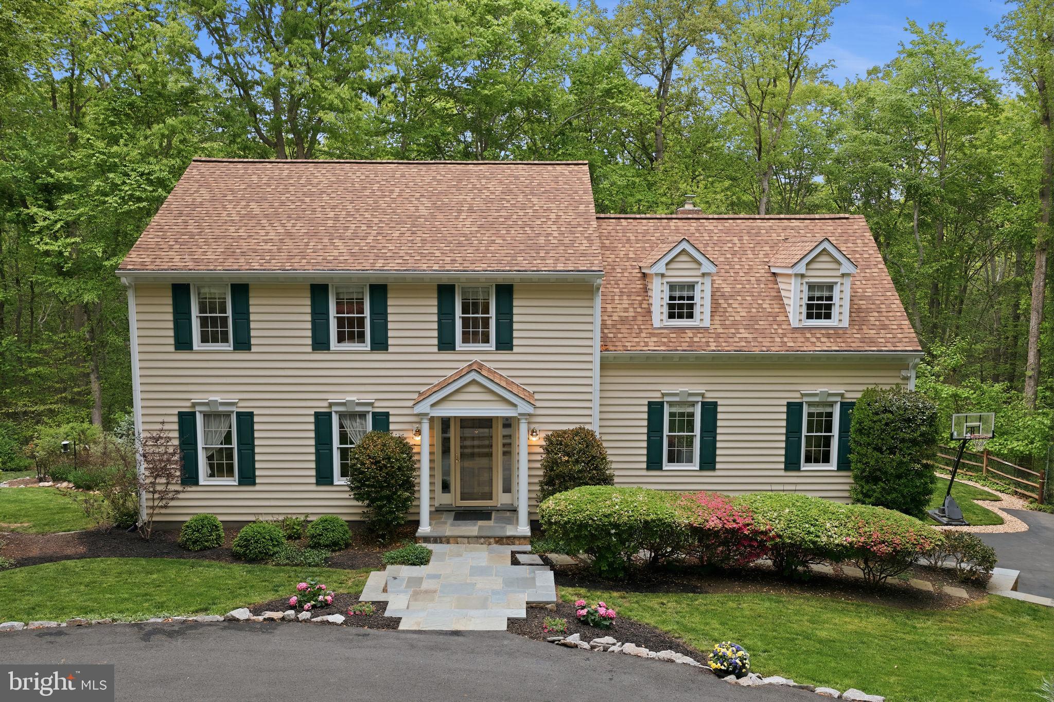 OCCOQUAN OAKS - Residential