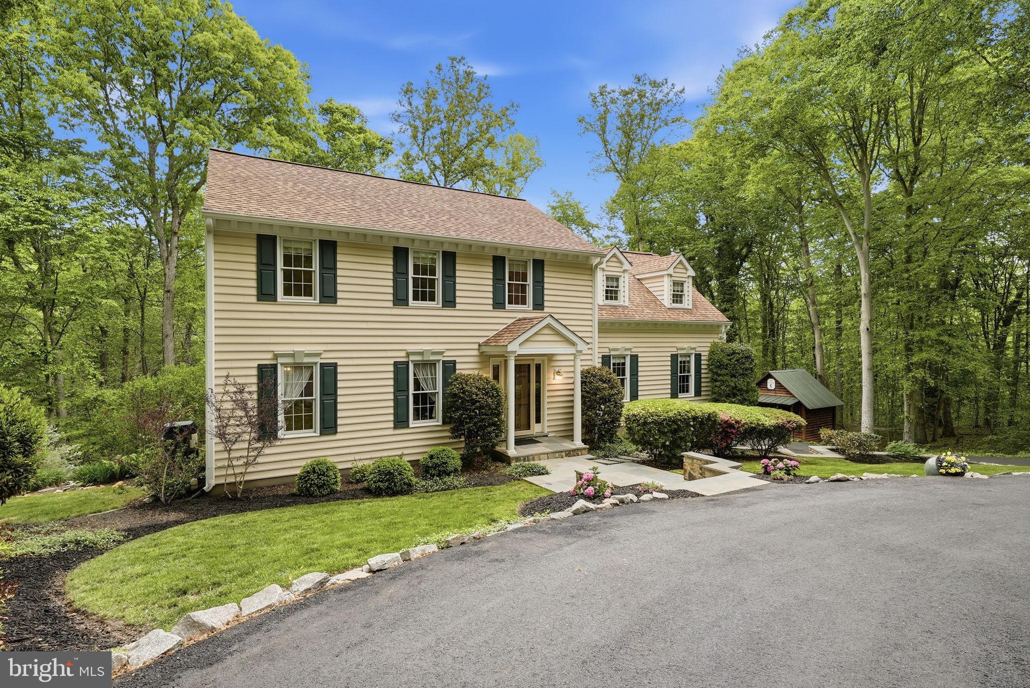 OCCOQUAN OAKS - Residential