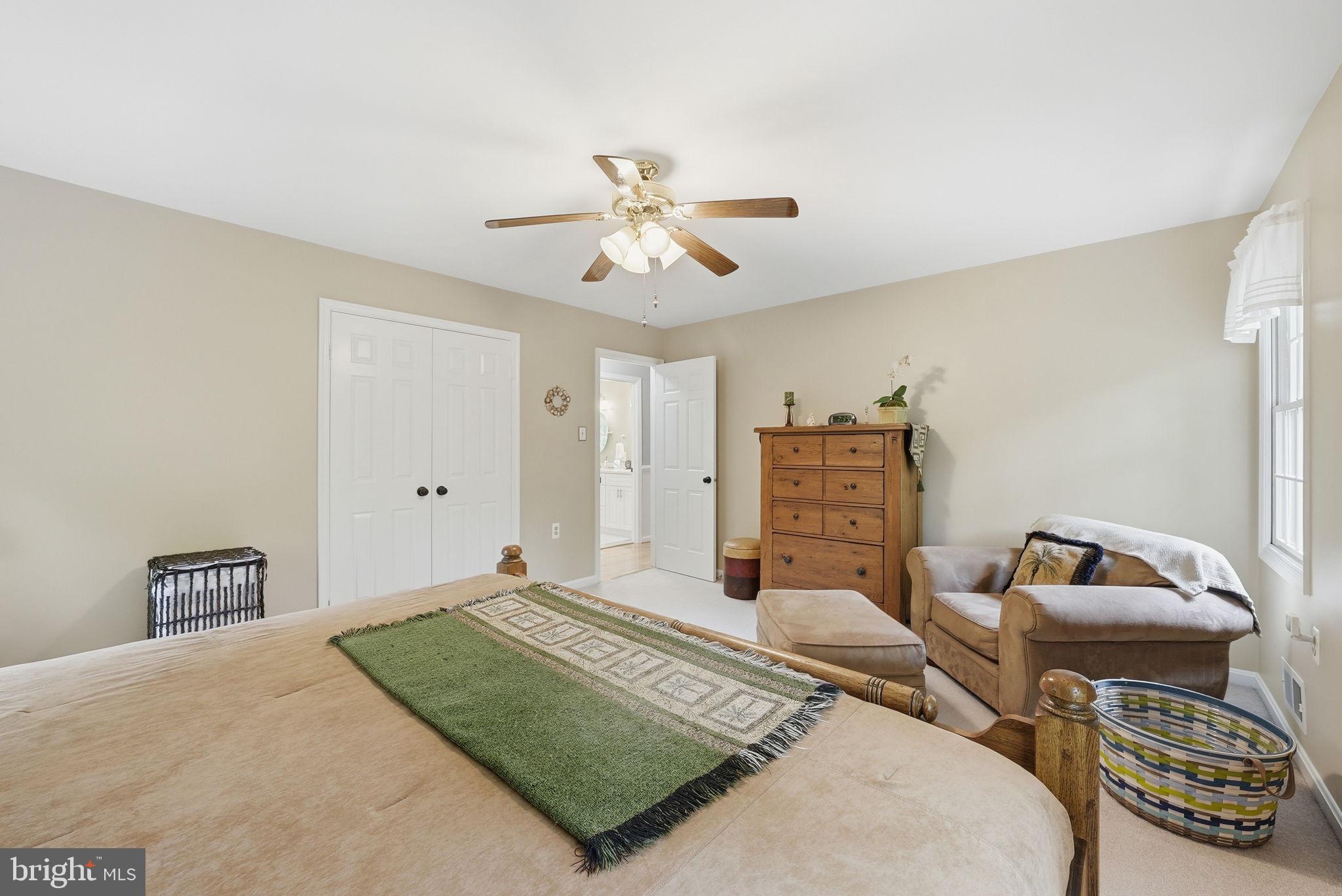 OCCOQUAN OAKS - Residential